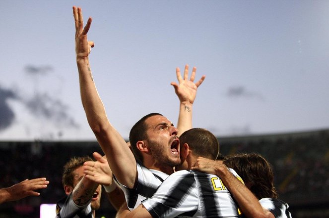 Black and White Stripes: The Juventus Story - De la película