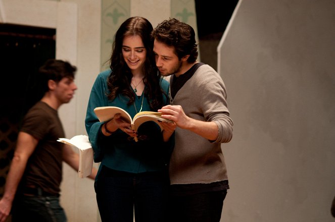 Nauczycielka angielskiego - Z filmu - Lily Collins, Michael Angarano