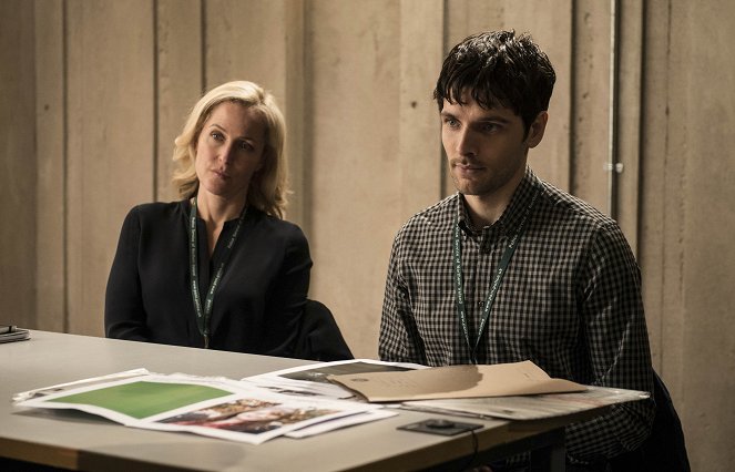 The Fall - Wounds of Deadly Hate - Van film - Gillian Anderson, Colin Morgan