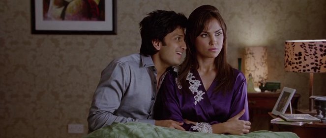Housefull - Z filmu - Ritesh Deshmukh, Lara Dutta