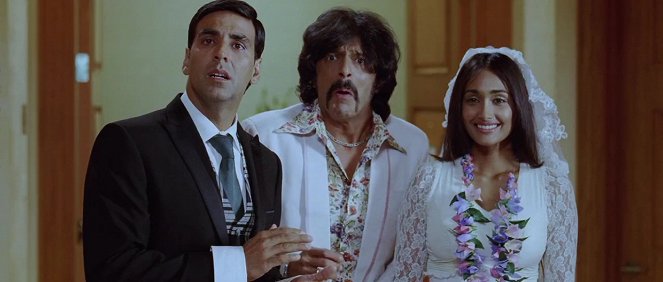 Housefull - Z filmu - Akshay Kumar, Chunky Pandey, Jiah Khan