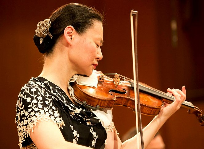 Midori spielt Brahms' Violinkonzert - Filmfotos