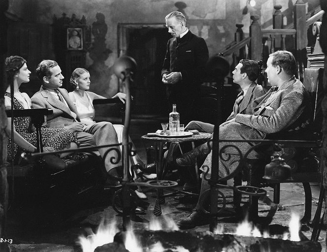 El caserón de las sombras - De la película - Lilian Bond, Melvyn Douglas, Gloria Stuart, Ernest Thesiger, Raymond Massey, Charles Laughton