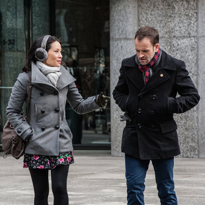 Elementary - Possibility Two - Photos - Lucy Liu, Jonny Lee Miller