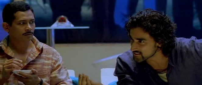 Rang De Basanti - De la película - Atul Kulkarni, Kunal Kapoor