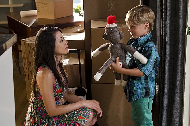 Dexter - Monkey in a Box - Van film - Aimee Garcia, Jadon Wells