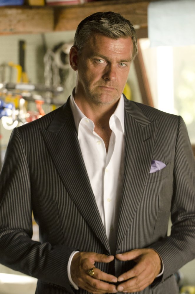 Dexter - Na slunci s točenou zmrzlinou - Z filmu - Ray Stevenson