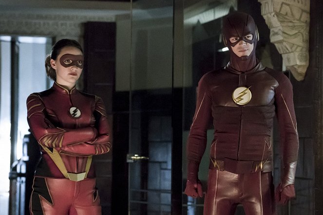 The Flash - The New Rogues - Photos - Violett Beane, Grant Gustin