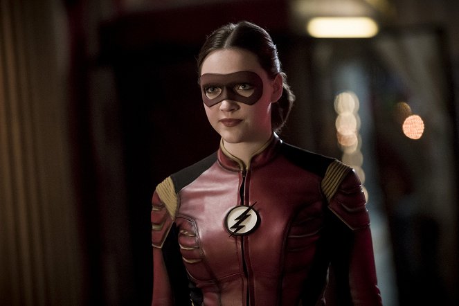 The Flash - The New Rogues - Photos - Violett Beane