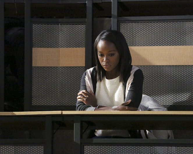 How to Get Away with Murder - Season 3 - Is Someone Really Dead? - Photos - Aja Naomi King