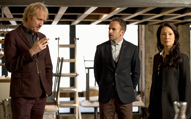 Elementary - The Marchioness - Photos - Rhys Ifans, Jonny Lee Miller, Lucy Liu
