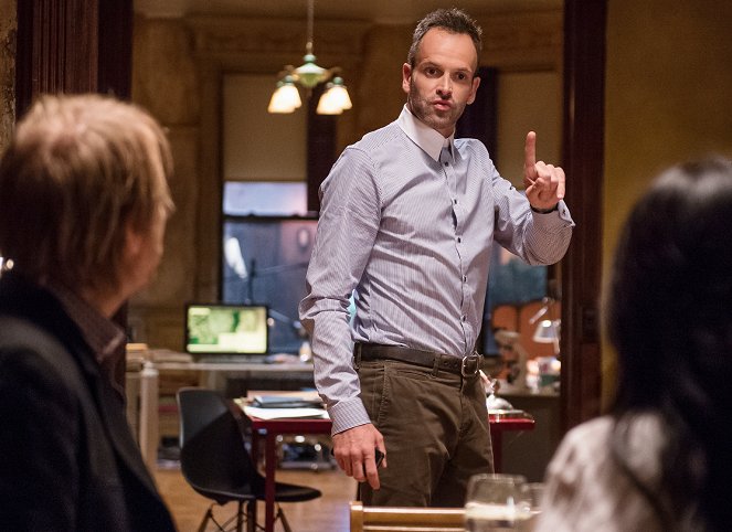 Elementary - The Marchioness - Photos - Jonny Lee Miller