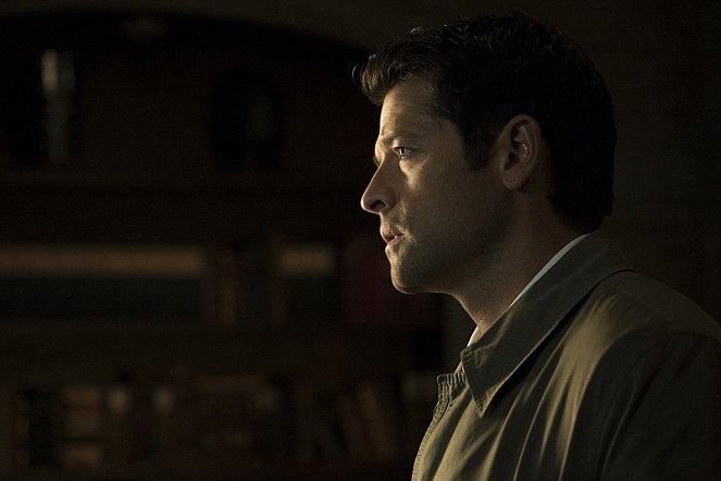 Supernatural - Season 12 - The Foundry - Van film - Misha Collins