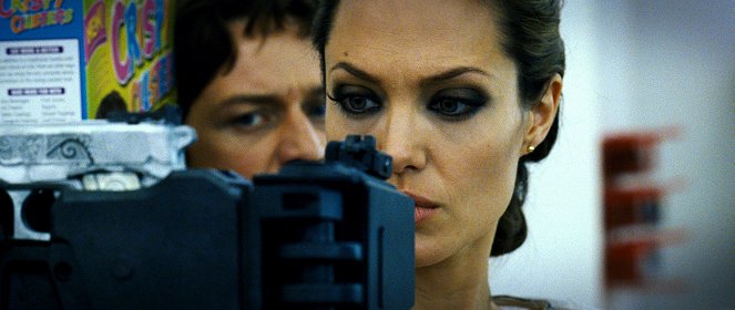 Wanted - Filmfotos - James McAvoy, Angelina Jolie