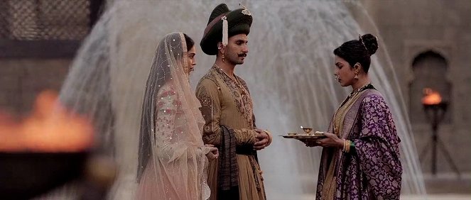 Bajirao Mastani - Z filmu - Deepika Padukone, Ranveer Singh, Priyanka Chopra Jonas