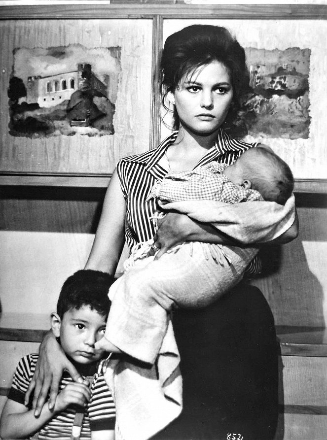 Rocco ja hänen veljensä - Kuvat elokuvasta - Claudia Cardinale