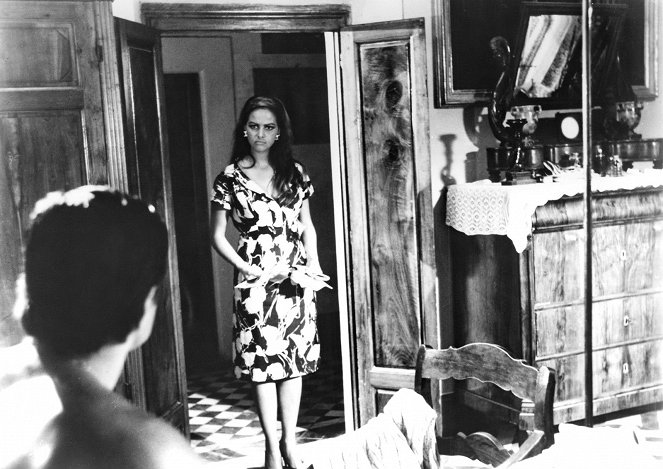 Le fate - De la película - Claudia Cardinale