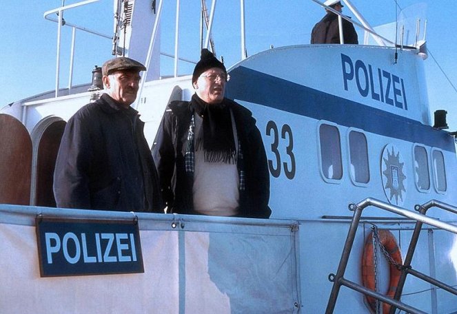 Tatort - Season 32 - Tod vor Scharhörn - Photos