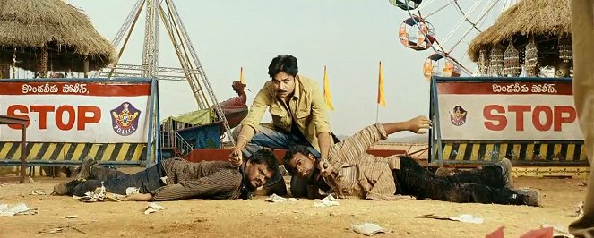 Gabbar Singh - Z filmu - Pawan Kalyan
