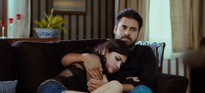 Panjaa - Van film - Pawan Kalyan