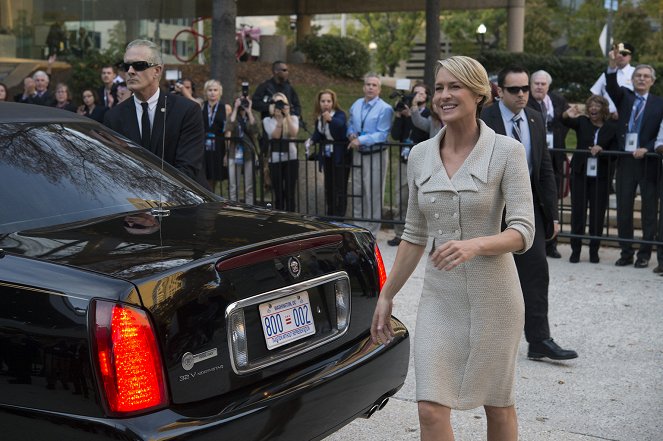 House of Cards - Chapter 48 - Photos - Robin Wright