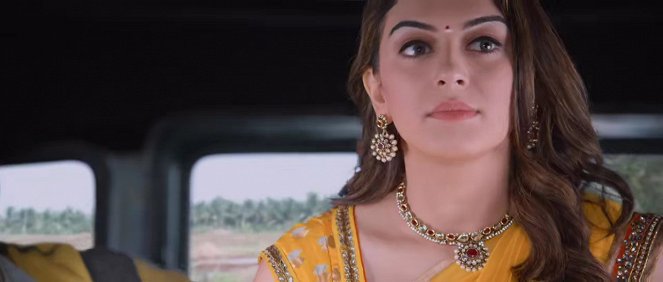 Aambala - Kuvat elokuvasta - Hansika Motwani