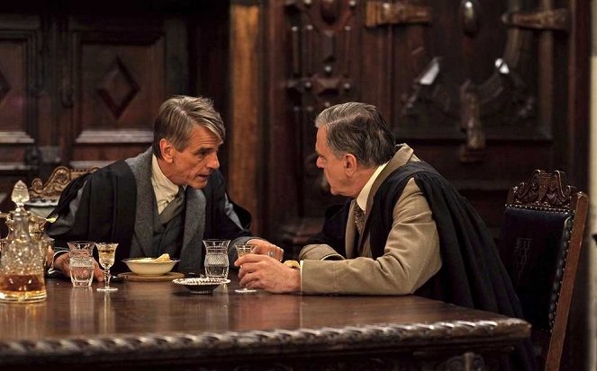 The Man Who Knew Infinity - Film - Jeremy Irons