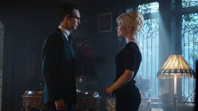 Gotham - Mad City: Red Queen - Photos - Cory Michael Smith, Chelsea Spack
