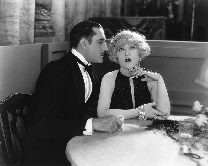 The Masked Bride - Z filmu - Basil Rathbone, Mae Murray