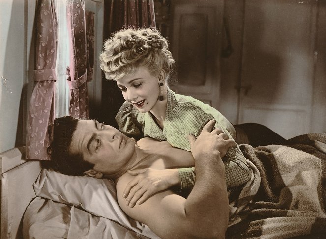 Kaunis Sally - Kuvat elokuvasta - Victor Mature, Carole Landis