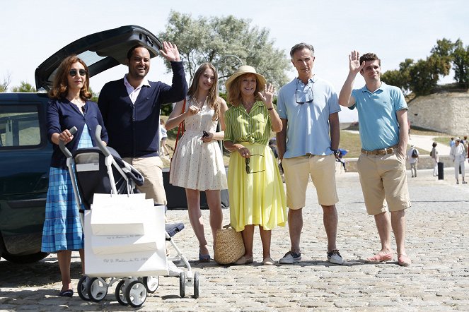 Ma famille t'adore déjà - Do filme - Valérie Karsenti, Jérôme Commandeur, Déborah François, Marie-Anne Chazel, Thierry Lhermitte, Arthur Dupont