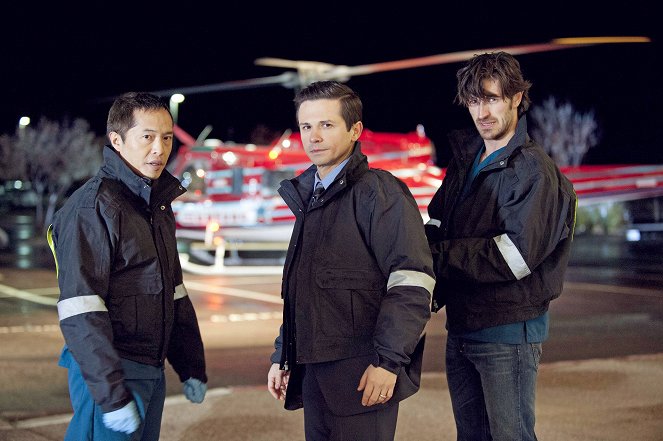 The Night Shift - Pilot - Photos - Ken Leung, Freddy Rodríguez, Eoin Macken