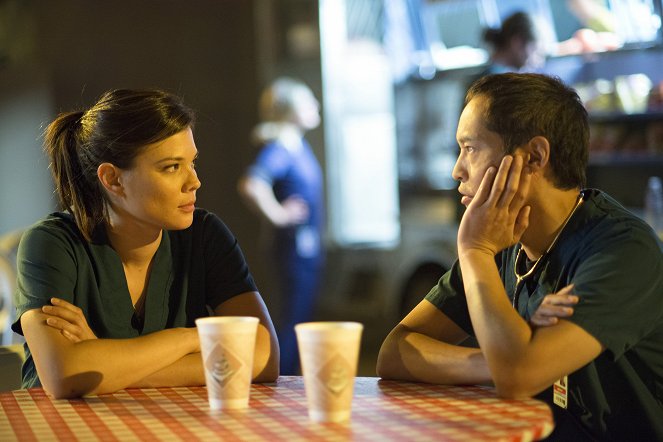 The Night Shift - Season 1 - Second Chances - Photos - Jill Flint, Ken Leung