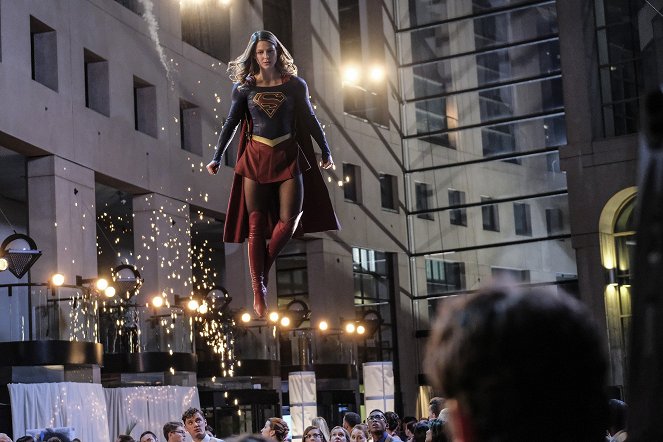 Supergirl - Fogo cruzado - Do filme - Melissa Benoist