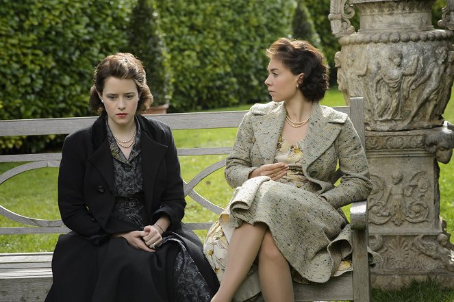 The Crown - Gelignite - Photos - Claire Foy, Vanessa Kirby