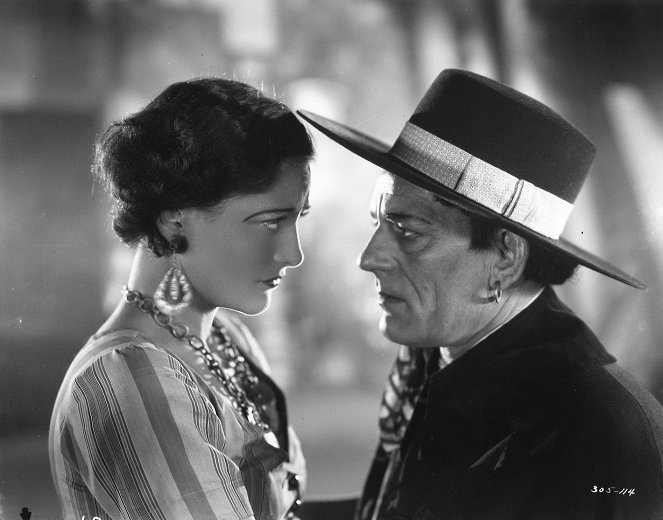 The Unknown - Photos - Joan Crawford, Lon Chaney