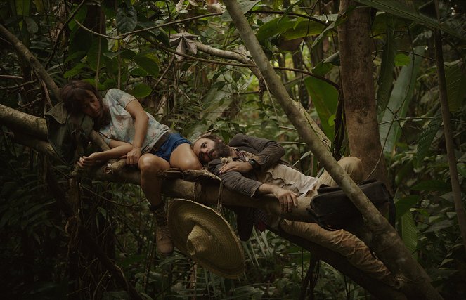 La Loi de la jungle - Filmfotók - Vimala Pons, Vincent Macaigne