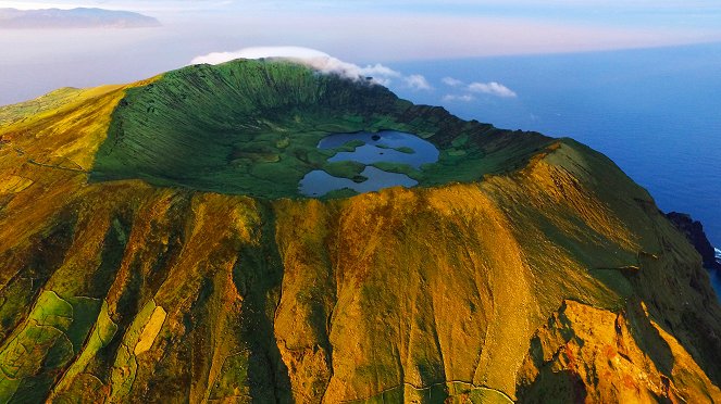 Univerzum - Az Atlanti-óceán óriásai – Az Azori-szigetek - Filmfotók