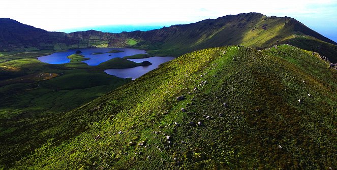 Universum: Azoren - Tanz um den Vulkan - Photos