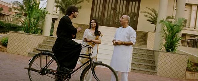 Ať srdce řekne hurá - Z filmu - Shahid Kapur, Rani Mukherjee, Anupam Kher