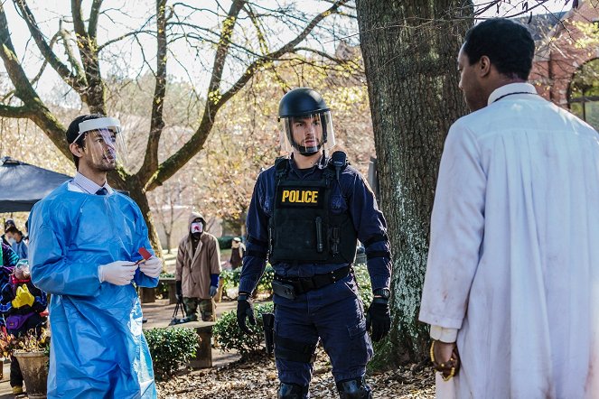 Containment - Path to Paradise - Z filmu - George Young, Chris Wood