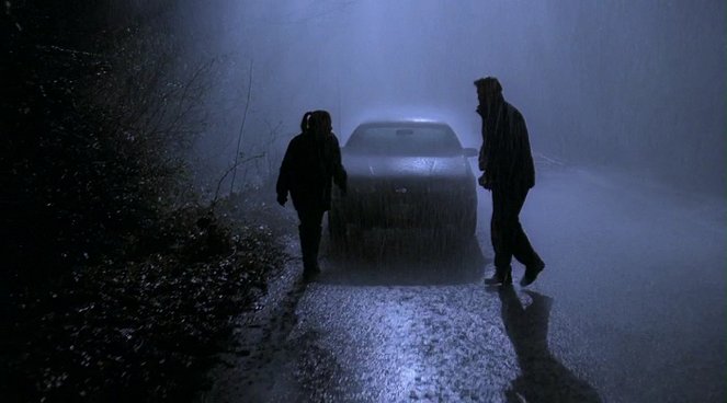 The X-Files - Season 1 - Pilot - Photos