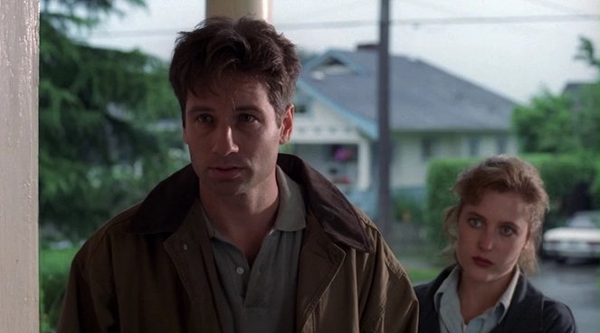 The X-Files - Season 1 - Deep Throat - Van film - David Duchovny, Gillian Anderson