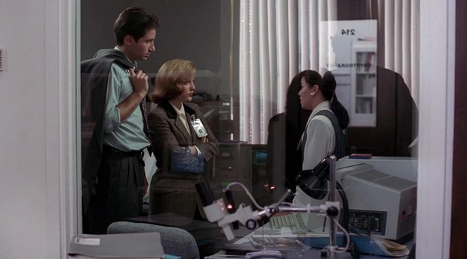 The X-Files - Salaiset kansiot - Conduit - Kuvat elokuvasta - David Duchovny, Gillian Anderson, Akiko Morison
