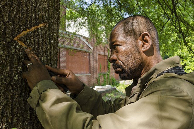 The Walking Dead - Season 7 - The Well - Photos - Lennie James