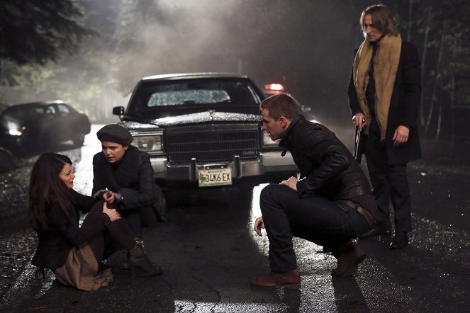 Once Upon a Time - In the Name of the Brother - Van film - Emilie de Ravin, Ginnifer Goodwin, Josh Dallas, Robert Carlyle