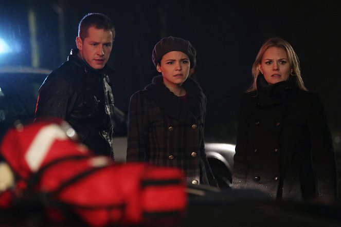 Once Upon a Time - In the Name of the Brother - Van film - Josh Dallas, Ginnifer Goodwin, Jennifer Morrison