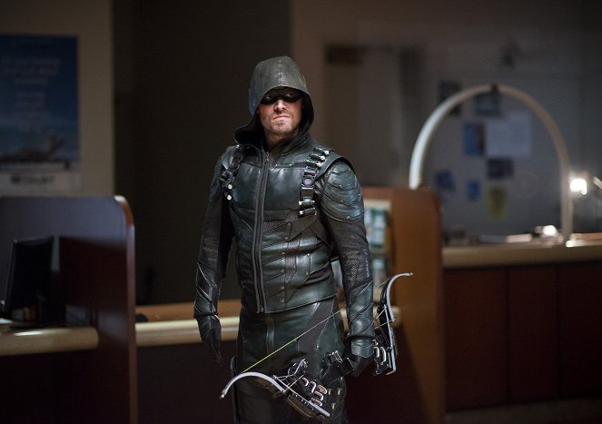 Arrow - Vigilante - De la película - Stephen Amell