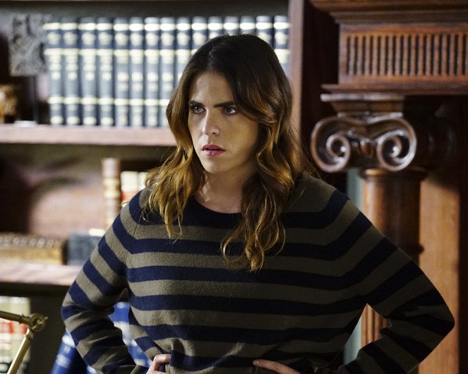 How to Get Away with Murder - Season 3 - No More Blood - Photos - Karla Souza