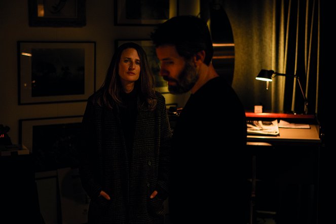 Iris - Rendezvous mit dem Tod - Filmfotos - Camille Cottin, Jalil Lespert